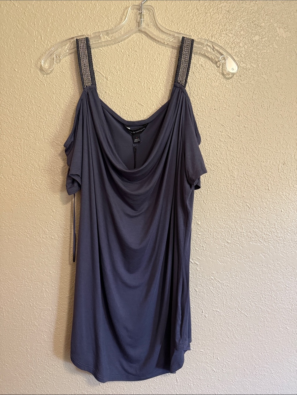 Rock & Republic Cold Shoulder Draped Neck Womens Top - Dusty Purple